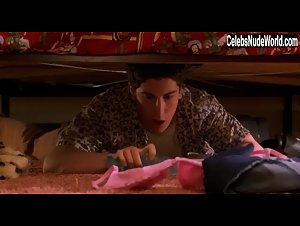 Denise Faye in American Pie 2 (2001) 4