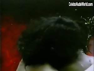 Delia Casanova in El apando (1976) 19