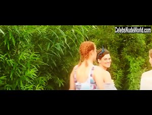 Darya Zhovnar in Vyshe neba (2019) 8