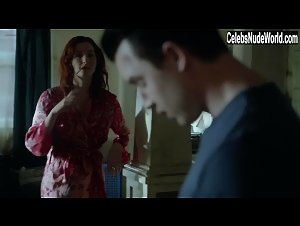 Daria Badanina in Shameless (series) (2011) 17