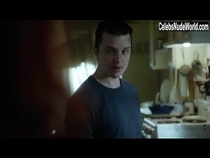 Daria Badanina in Shameless (series) (2011) 20