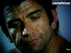 Danielle Launder in Anazitisis... (1972) 19