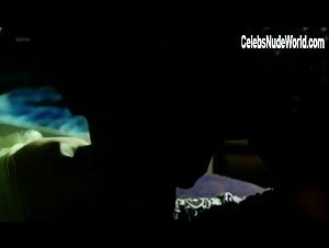 Danielle Launder in Anazitisis... (1972) 3