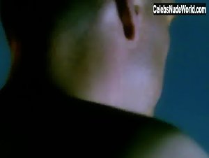 Daniella Vesterlund in Stinger (2005) 15