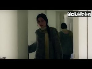 Carmen Estevez in La senora Brackets, la ninera, el nieto bastardo y Emma Suarez (2014) 2