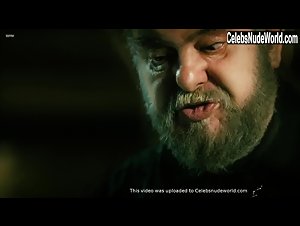 Cleo de Paris in Encarnacao do Demonio (2008) 14