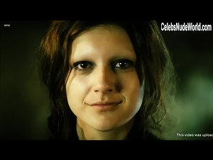 Cleo de Paris in Encarnacao do Demonio (2008) 8