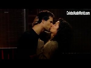 Claudia Vieira in Contrato (2009) 6