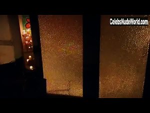 Claudia Semedo in O Crime do Padre Amaro (2005) 2