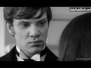 Christine Noonan in If.... (1968) 4