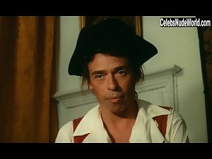 Christine Aurel in Mon oncle Benjamin (1969) 13