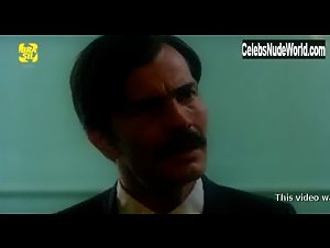 Christiane Torloni in O Beijo No Asfalto (1981) 19