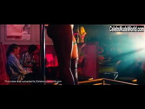 Chloe Goodman in Plastic (2014) 4