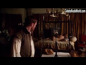 Charlotte Salt in Tudors (series) (2007) 9
