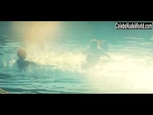 Celeste Buckingham in Bajkeri (2017) 19