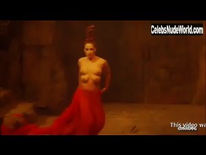 Cecilia Narova in Warrior and the Sorceress (1984) 4