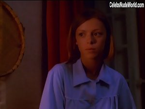 Catherine Griffoni in Un jeu brutal (1983) 8