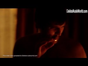 Carolina Acevedo in Narcos (series) (2015) 10