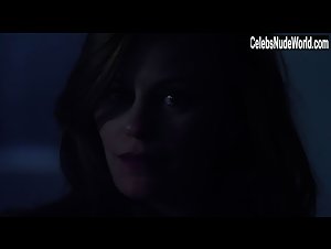 Cassidy Freeman in Don't Look Back (2014) 9
