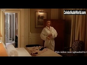 Carolina Bang in La daga de Rasputin (2011) 13