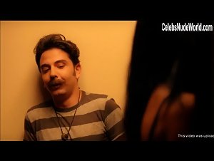 Gloria Toba in El Alien y yo (2016) 17