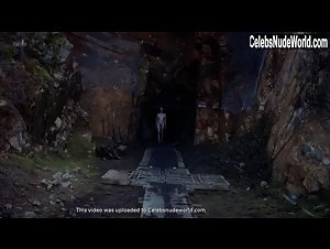 Gloria Vonn in Pineapple (2017) 11