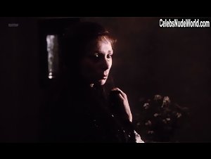 Guðrun Gisladottir in Offret (1986) 1