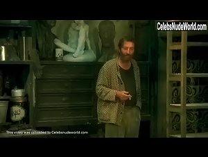 Hana Seidlova in Pupendo (2003) 15
