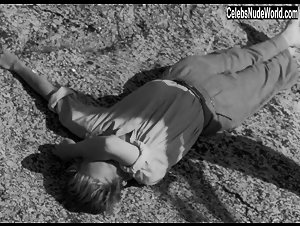 Harriet Andersson in Sommaren med Monika (1953) 2