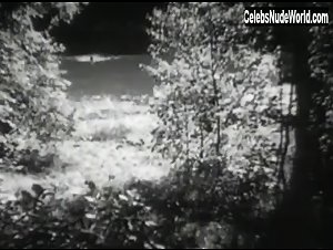 Hedy Lamarr nude , boobs scene in Ekstase (1933) 11