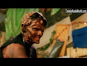 Heidi Sjursen in Citizen Toxie: The Toxic Avenger IV (2000) 19