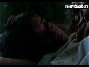 Helle Ryslinge in Achilleshaelen er mit vaben (1979) 10