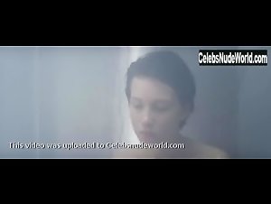 Imaan Hammam in Nude Area (2014) 20