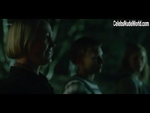 Ingunn Beate Oyen in Innocents (series) (2018) 15