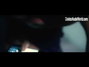 Irina Coito in De rouille et d'os (2012) 15