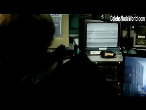 Jana Veldheer in Playback (2012) 6
