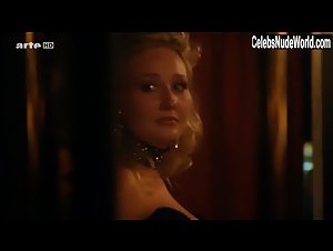 Janina Isabell Batoly in Im Angesicht des Verbrechens (series) (2010) 2