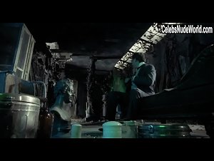 Janina Sokolowska in Sanatorium pod klepsydra (1973) 1