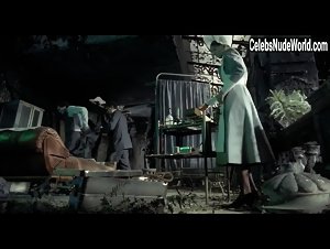 Janina Sokolowska in Sanatorium pod klepsydra (1973) 18