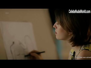 Julia Oristanio in Perrengue (series) (2017) 12