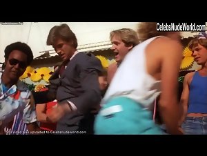 Jeana Loring in Malibu Bikini Shop (1986) 20