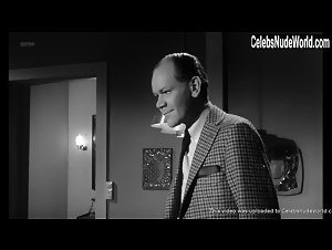 Jeanne Darville in Jag - en alskare (1966) 2