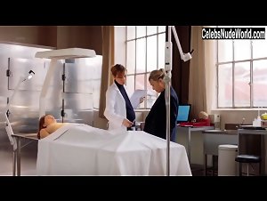 Jeanne Guittet in Sous la peau (series) (2019) 6