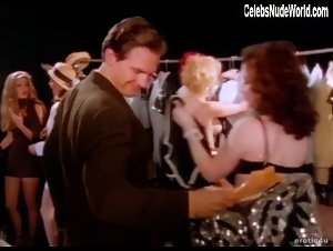 Jennifer DeLuca in Prelude to Love (1995) 8