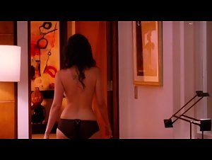 Jessica Blank in Bored to Death (series) (2009) 20
