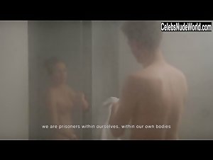 Joana Landsberg in Der Paradise Fond (short) (2018) 17