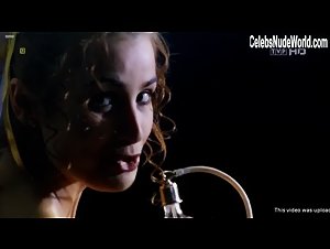 Joanna Brodzik in Dzieci i ryby (1997) 14