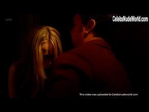 Johanna Stanton in Nightmare Box (2013) 15