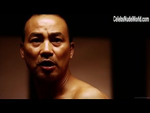 Joon Chong in Wake of Death (2004) 17