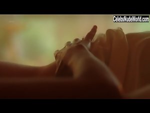 Josefin Nelden in Var tid ar nu (series) (2017) 2
